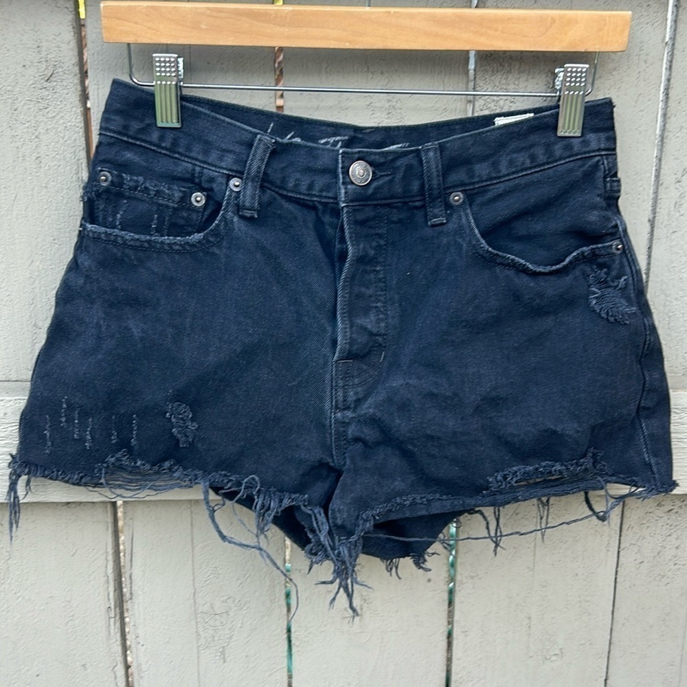 Free People We The Free Cut off Denim Shorts Distressed Size 28